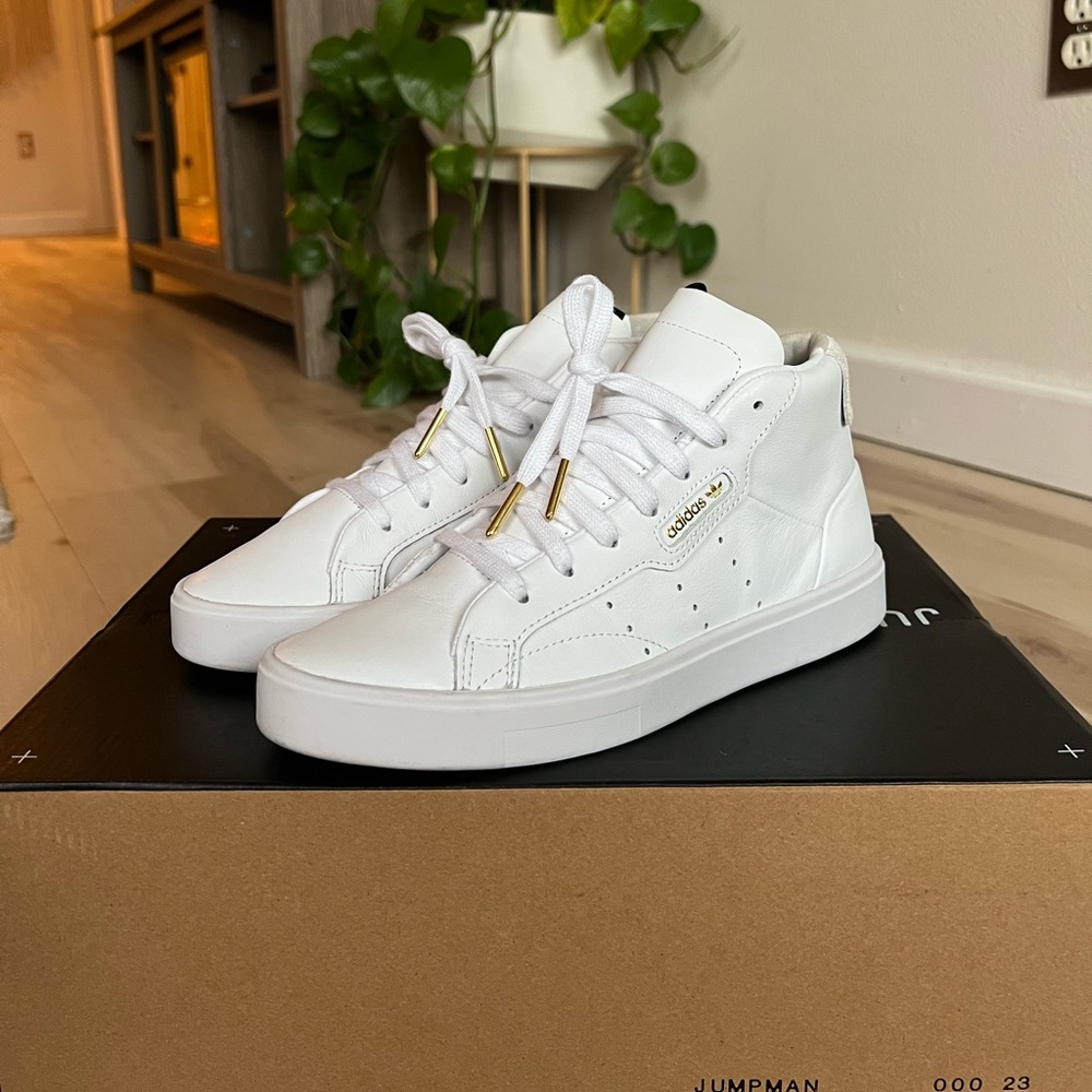 Adidas Sleek White Leather Mid